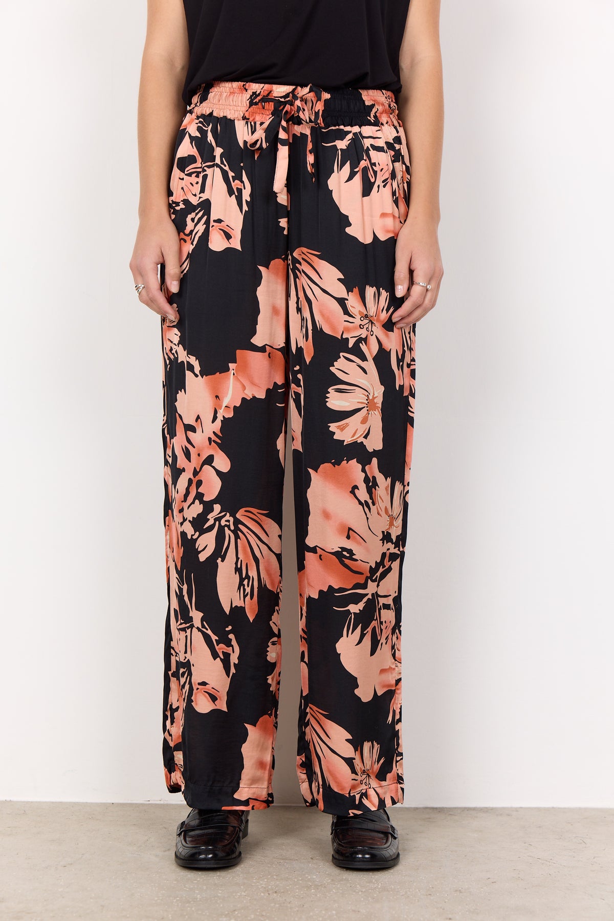Trousers: Large Floral Print PEACH - Peach Pink & Black- Soya Concept