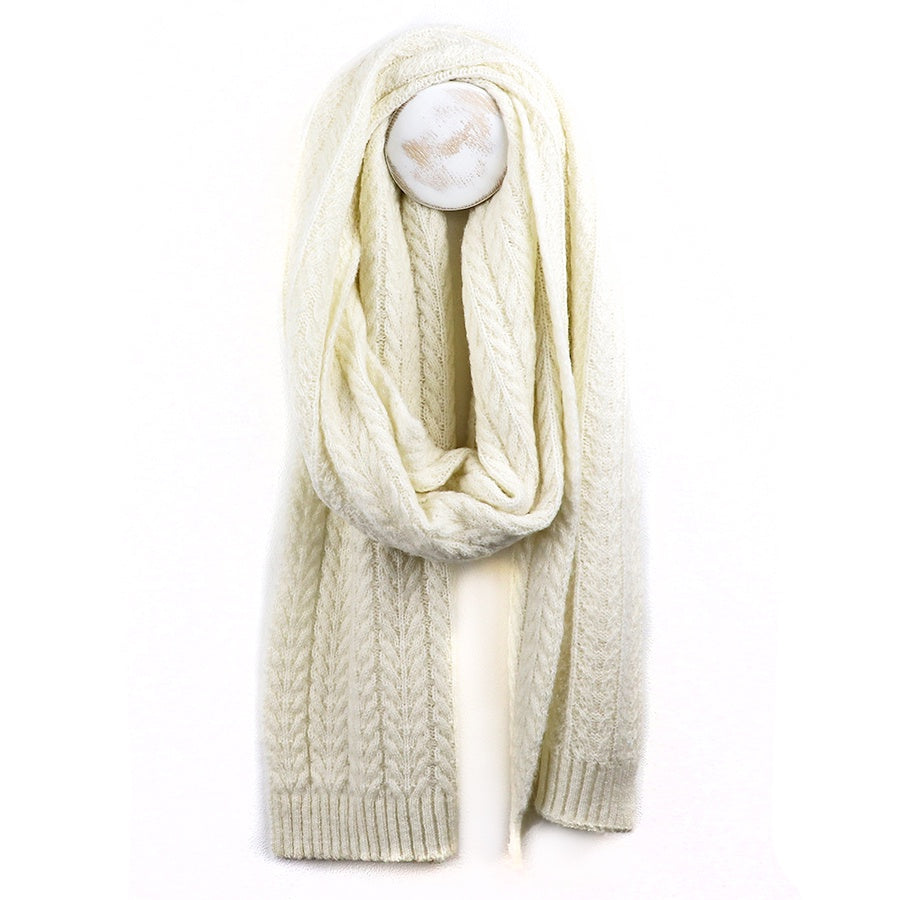 Scarf: Knit Recycled Yarn Cable Knit - Cream - POM