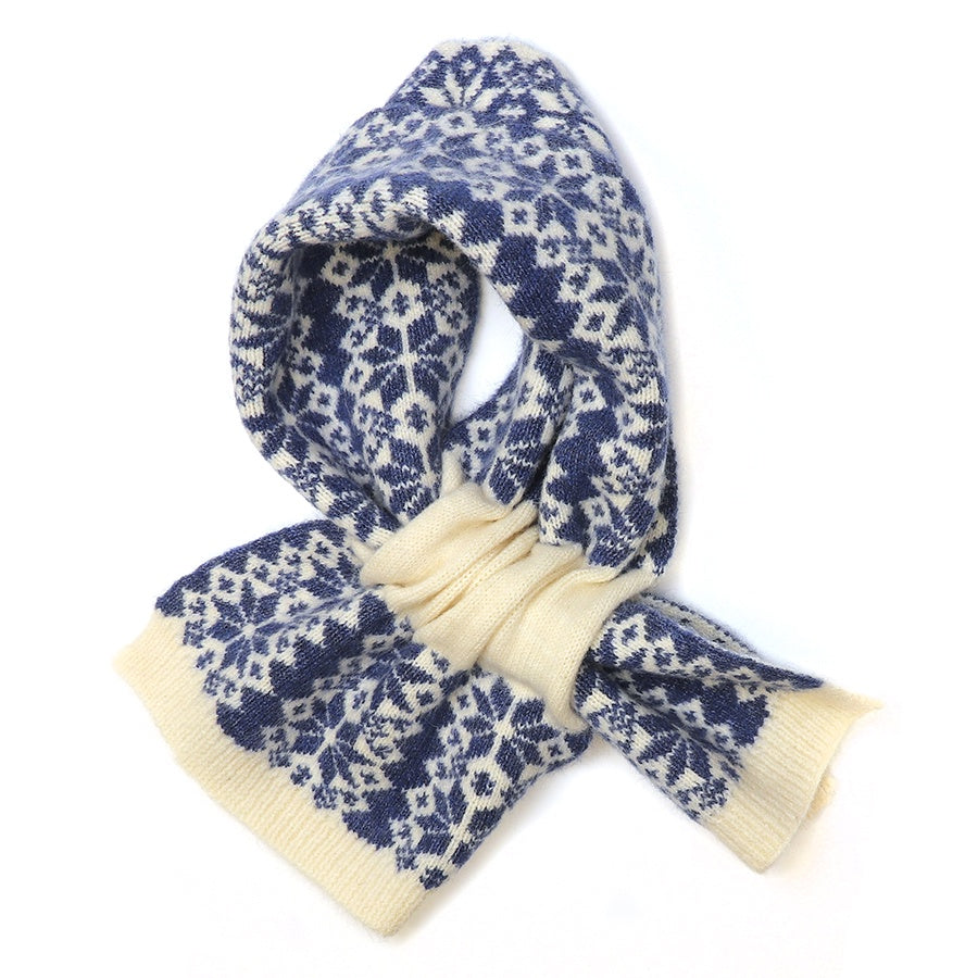 Pull Through Scarf: Knit Scandi Star Flower  - Blue & Cream - POM