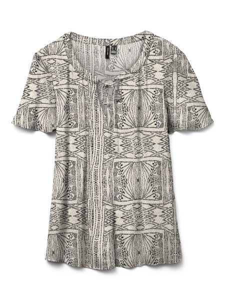 Top: LENZING Round Neck Short Sleeve MENNY - Black & Cream - Vero Moda