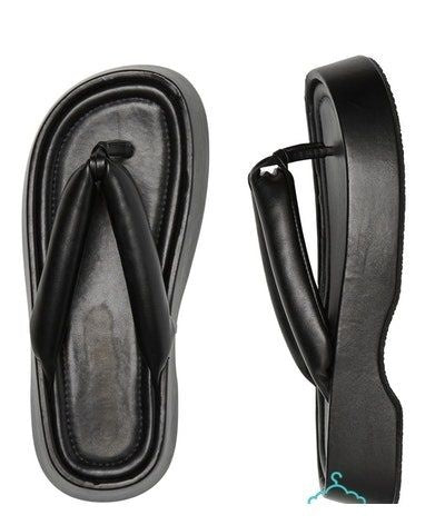 Sandals: PU Toe Post Square Toe Platform Neta Black Vero Moda