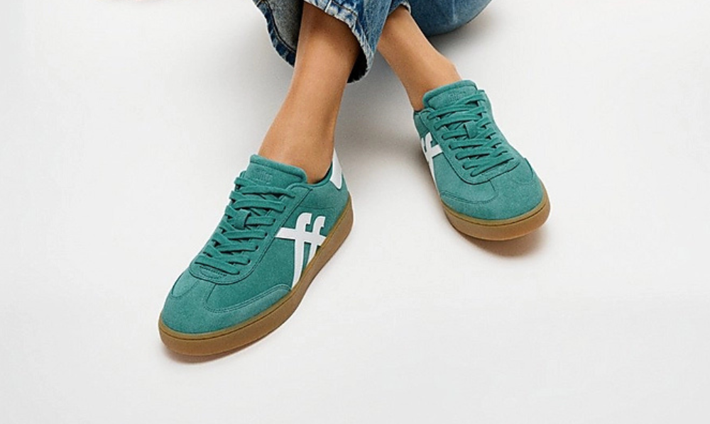 TRAINERS