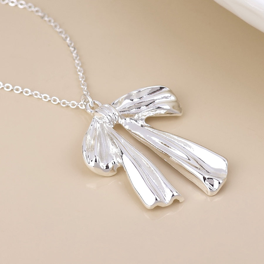 Necklace: Pendant Fine Chain With Colette Bow  - Silver Plated - POM