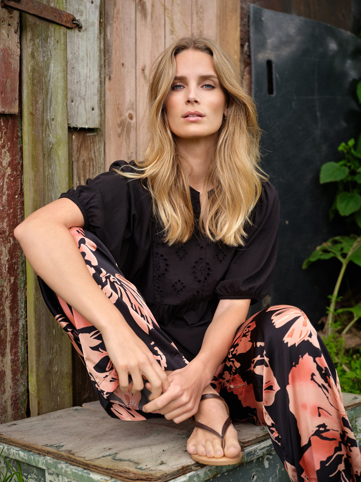 Trousers: Large Floral Print PEACH - Peach Pink & Black- Soya Concept