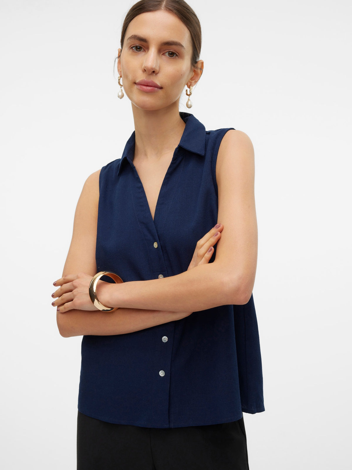 Sleeveless Shirt: Linen Mix V Neck MYMILO - Navy - Vero Moda