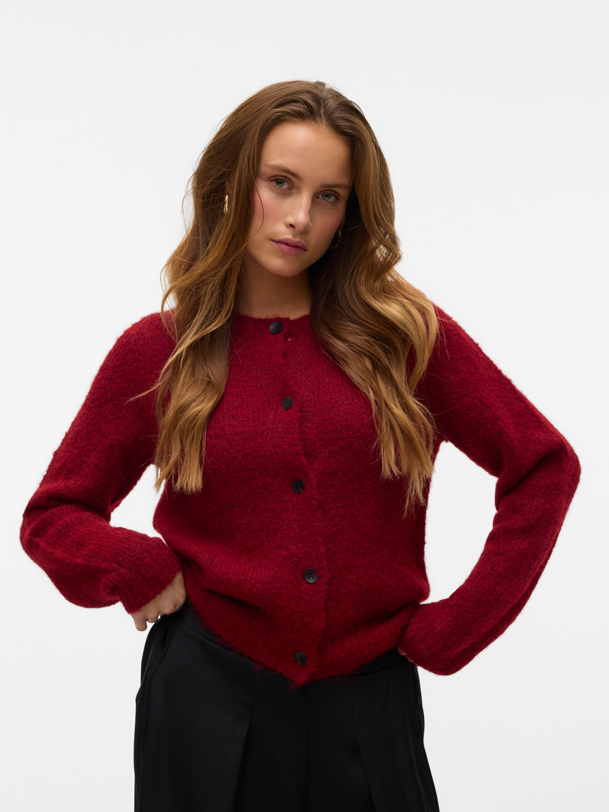 Cardigan: Chunky Knit Round Neck Long Sleeve Buttons NOVAH - Burgundy