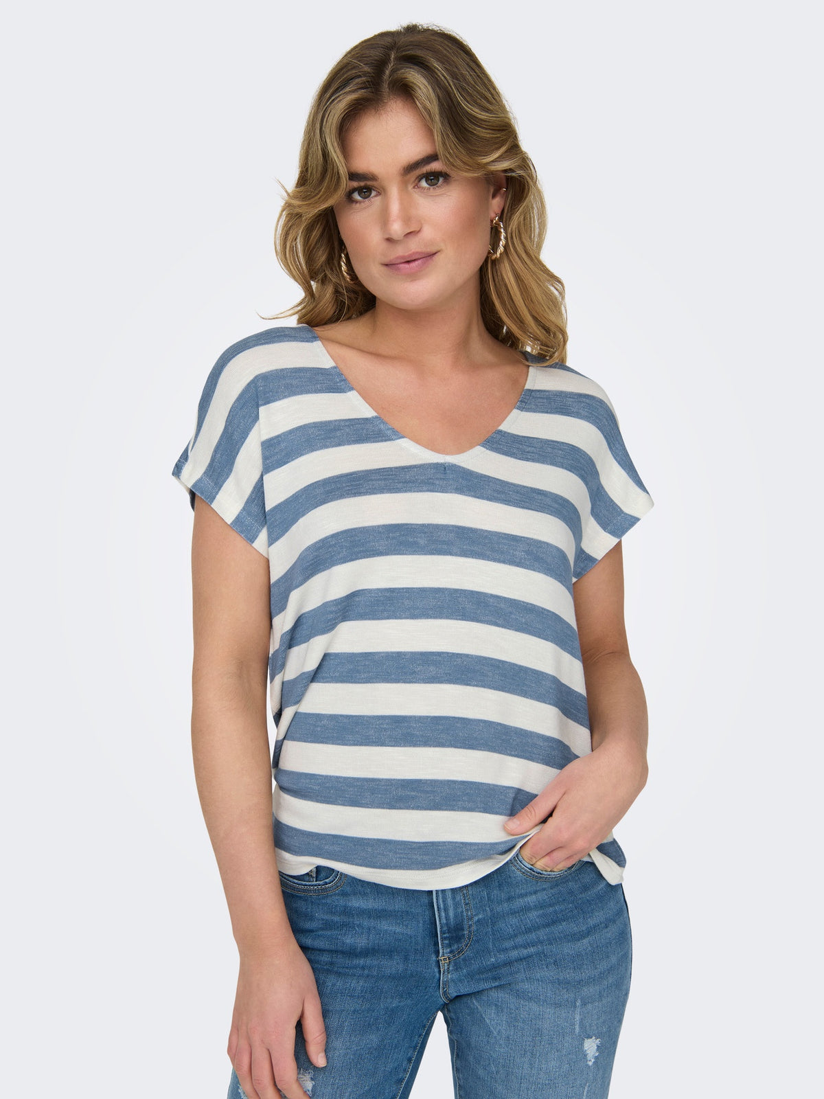 T-Shirt: ECOVERO Short Sleeve V Neck Wide Stripe LIRA  - Blue & White - ONLY