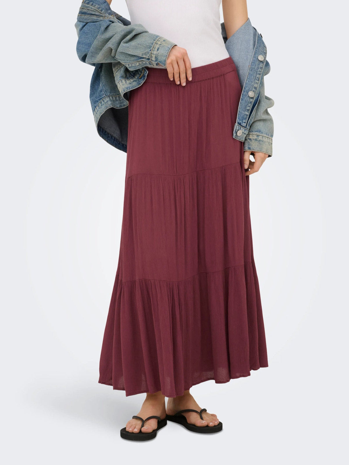 Skirt: Viscose Long Tiered MIKKA - Oxblood Red - ONLY