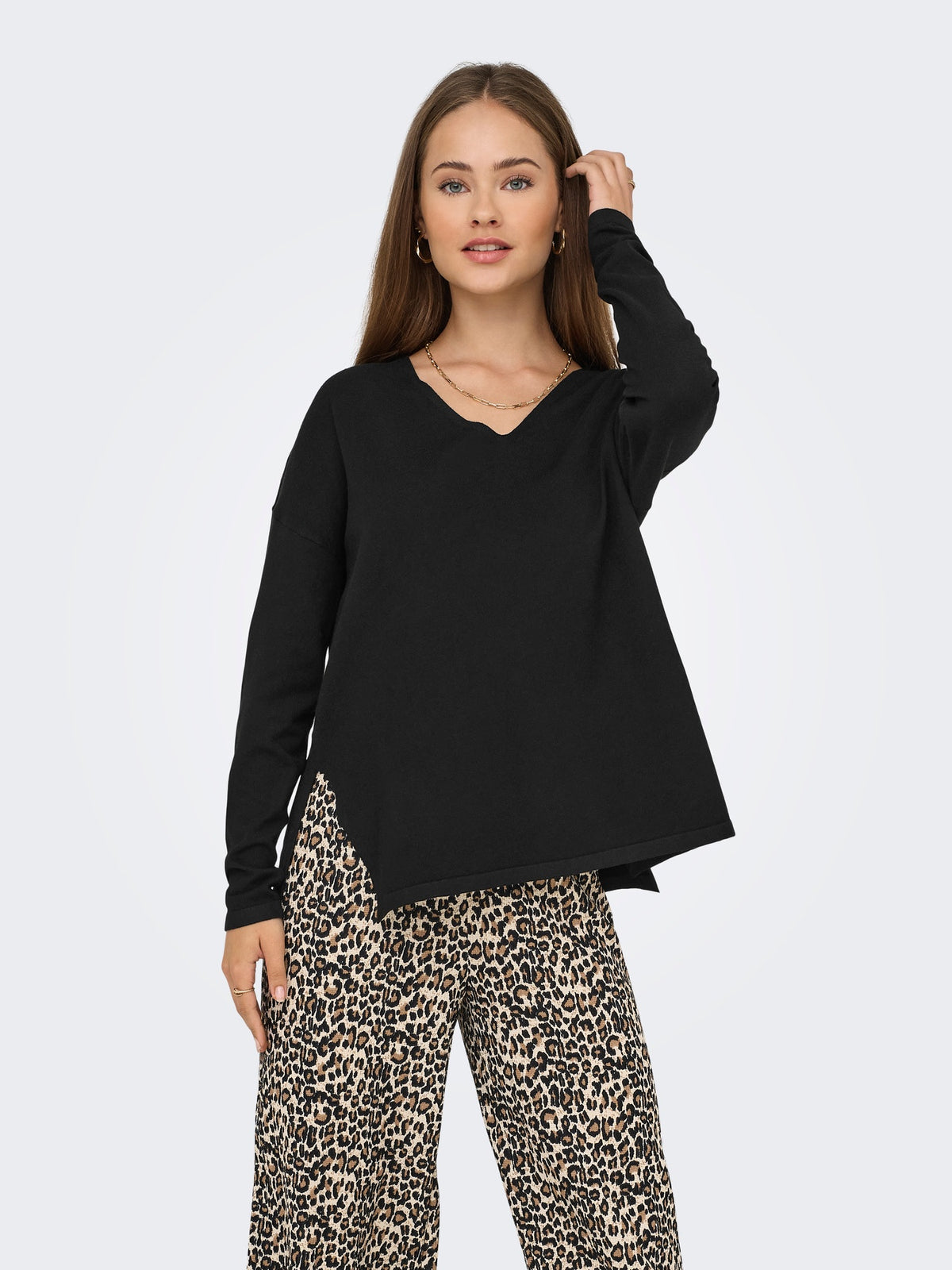 Jumper: Fine Knit V Neck Long Sleeve Plain AMALIO - Black - ONLY