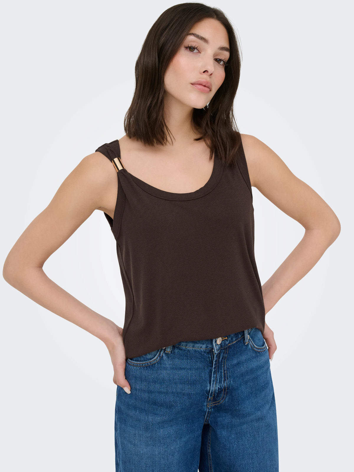 Vest: Stretch Sleeveless Gold Shoulder Detail UFFA - Chocolate Brown - JdY