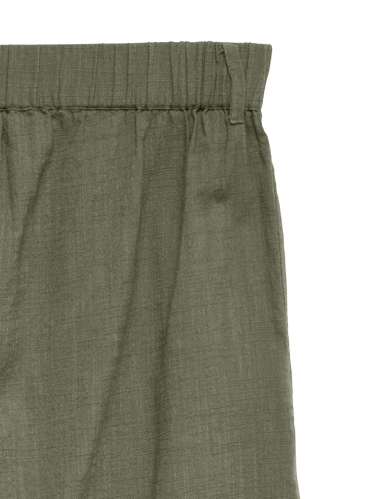 Antique Rose Boutique deep lichen green cotton and linen Bermuda shorts with an elasticated waistband and belt loops.