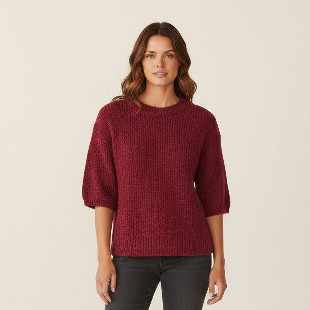 Antique Rose Boutique JDY Tibetan red fine knit jumper with round neck and 3/4 volume sleeves worn with black jeans