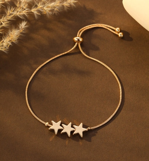 Bracelet: Pulling Chain With 3 Stars - Gold - Gracee