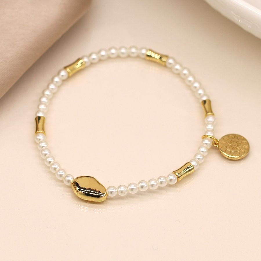 Bracelet: Stretch Round Charm Small Pearl Beads - Gold - POM