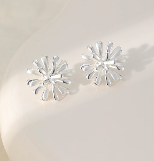 Earrings: Stud Large Flower - Silver - Gracee Jewellery