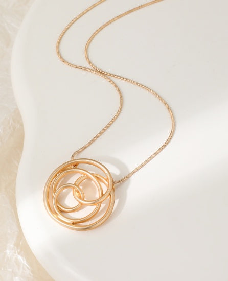 Necklace: Open Organic Circles Pendant - Gold - Gracee Jewellery