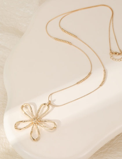 Necklace: Long Large Flower Pendant - Gold - Gracee Jewellery