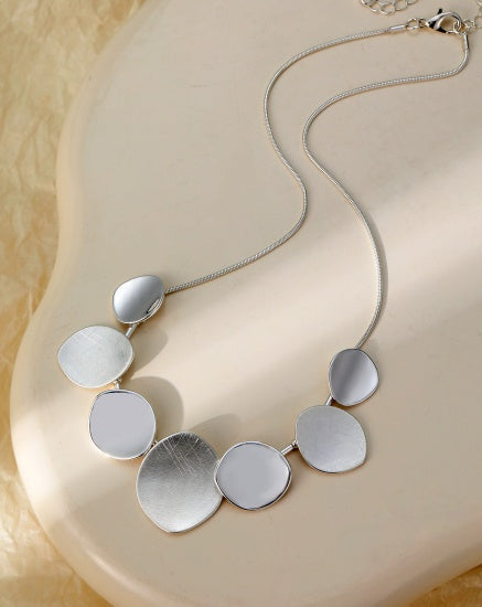 Necklace: Short Discs - Silver - Gracee