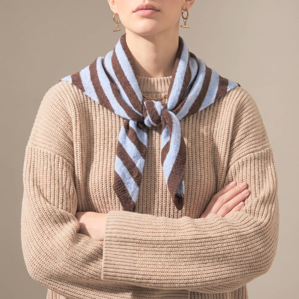 Scarf: Knitted Triangle Heavy Weight Striped - Blue & Brown - Sarta